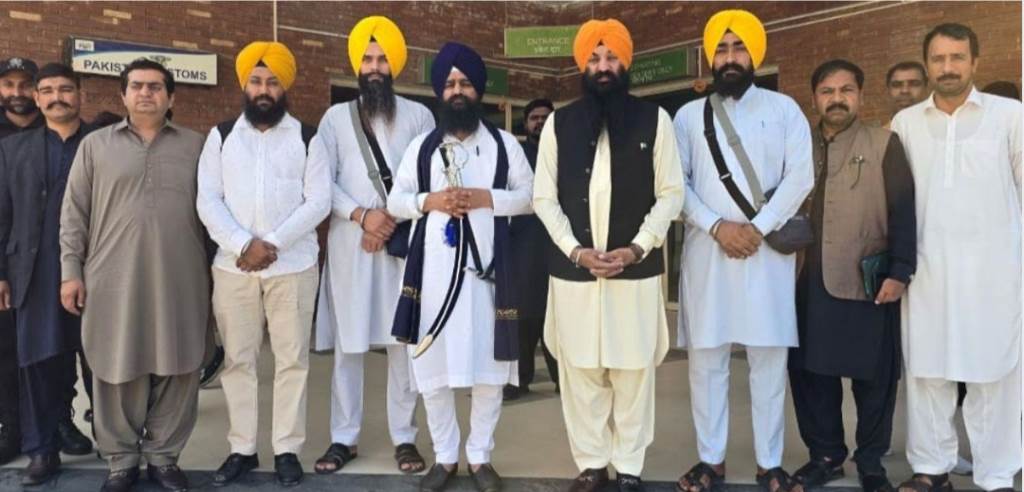 Jathedar Kuldeep Singh Gargajj returned after visiting the Gurdwaras of Pakistan